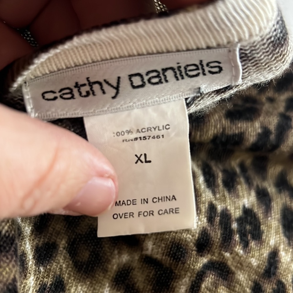 Cathy Daniels Leopard Print Button Down Cardigan … - image 4